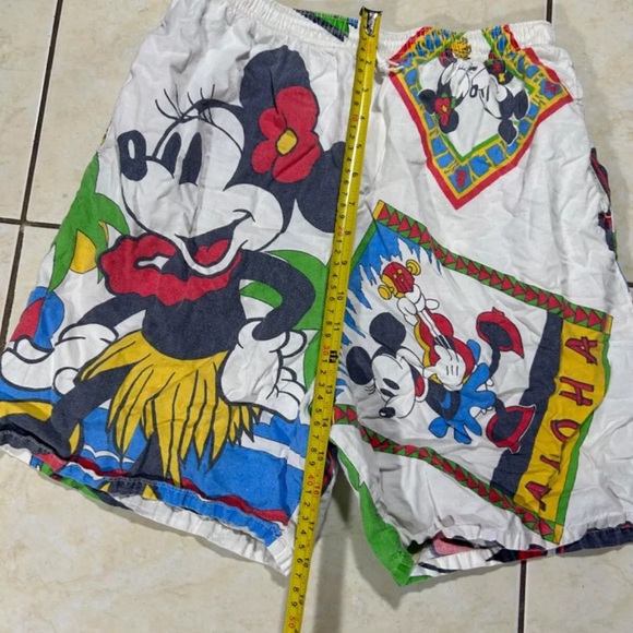 Rework Mickey and Friends Shorts Sz L - Picture 2 of 10